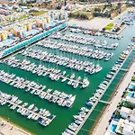דירה Funtastic Marina 1b3b *